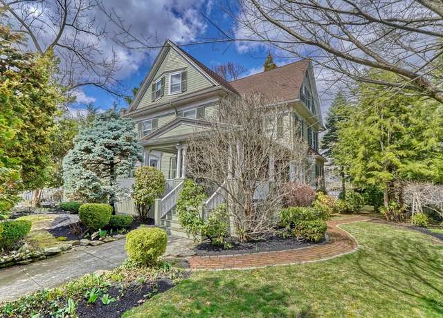 Property at 69 Richardson Rd, Melrose, MA 02176, 6 beds, 4 baths