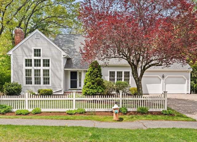 Property at 15 Copley Cir, North Andover, MA 01845, 3 beds, 3.5 baths