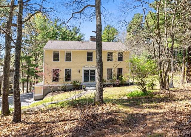 Property at 17 Keens Way, Pembroke, MA 02359, 4 beds, 2.5 baths