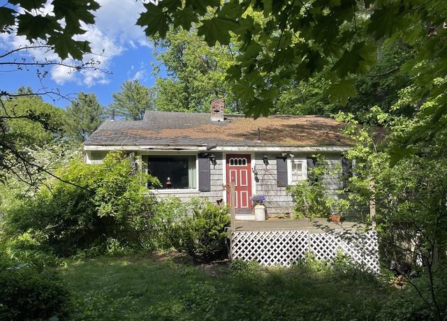 Property at 127 Depot Rd, Boxford, MA 01921, 4 beds, 1.5 baths