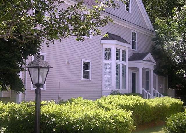 Property at 19 Margauxs Way #19, Norfolk, MA 02056, 2 beds, 2.5 baths