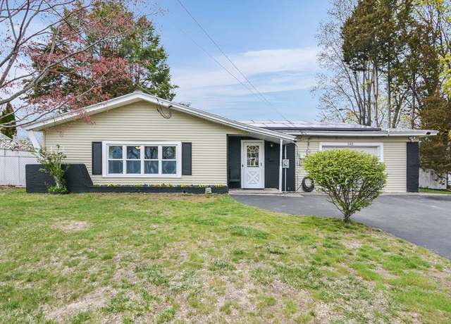 Property at 543 Mount Vernon St, Lawrence, MA 01843, 3 beds, 1 bath