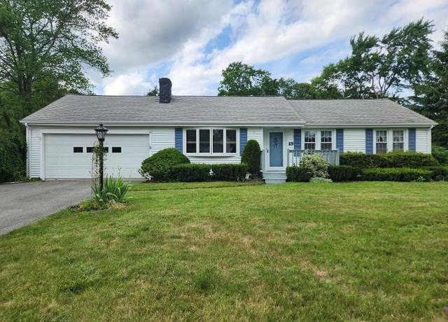 Property at 19 Sunset Dr, Northborough, MA 01532, 4 beds, 1 bath