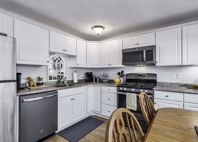 Property at 60 Edgelawn Ave #3, North Andover, MA 01845, 2 beds, 1 bath