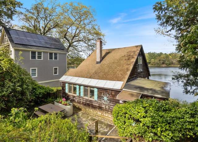 Property at 28 Batchelder Park, Wenham, MA 01984, 2 beds, 1 bath