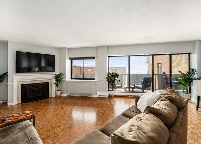 Property at 300 Lynn Shore Dr #807, Lynn, MA 01902, 3 beds, 2 baths