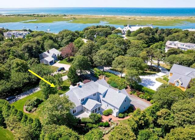 Property at 36 Moonbeam Ln, Chatham, MA 02633, 4 beds, 3.5 baths