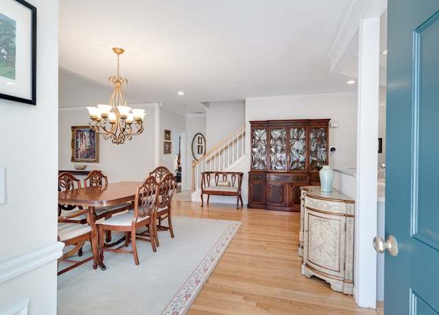 Property at 67 Champlain Cir, Plymouth, MA 02360, 3 beds, 3 baths