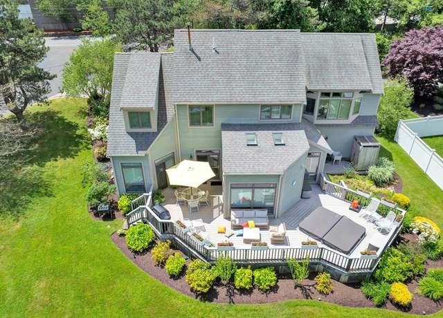 Property at 8 Barn Ln, Gloucester, MA 01930, 4 beds, 2.5 baths