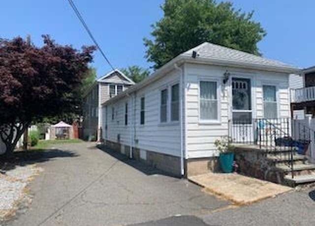 Property at 15 Argyle St, Revere, MA 02151, 1 bed, 1 bath