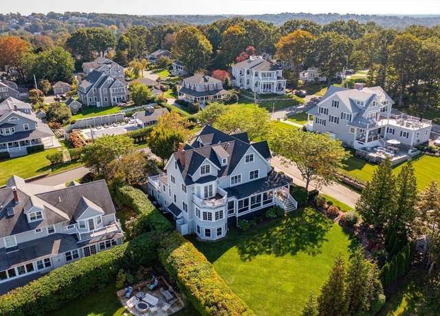 Property at 17 Paige St, Hingham, MA 02043, 6 beds, 4.5 baths