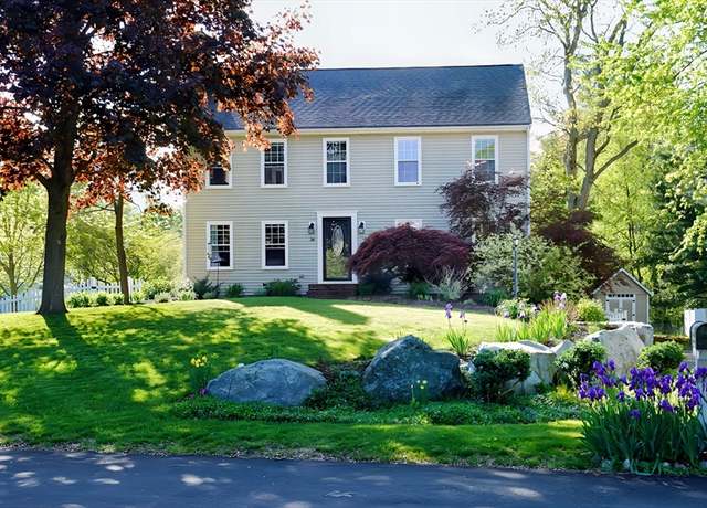 Property at 36 Jean Dr, North Attleboro, MA 02760, 4 beds, 2.5 baths