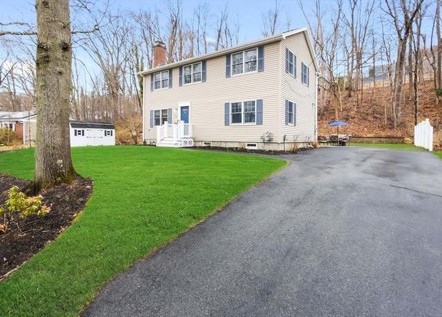 Property at 23 Flint Cir, Andover, MA 01810, 5 beds, 3.5 baths