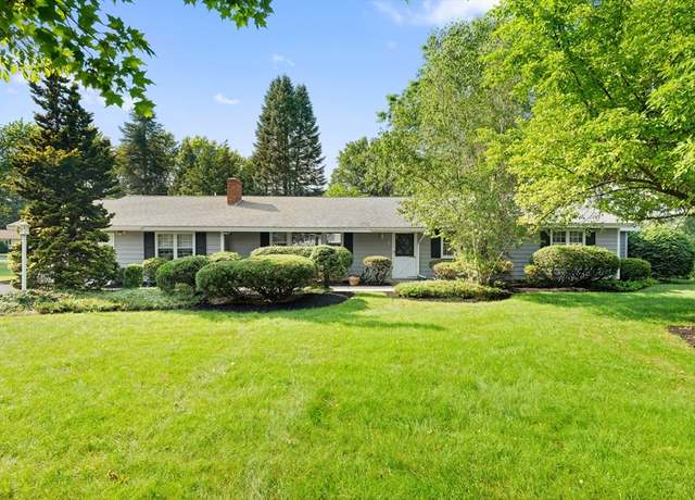 Property at 3 Hickory Ln, Andover, MA 01810, 4 beds, 2.5 baths