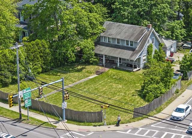 Property at 124 South Main St, Middleboro, MA 02346, 4 beds, 2 baths