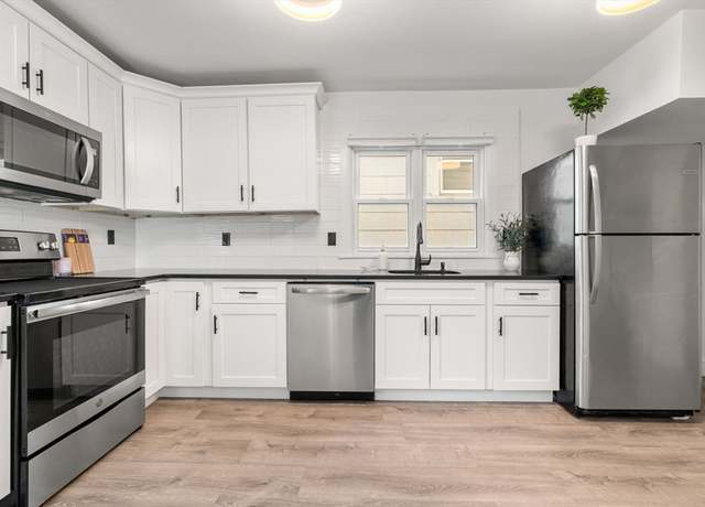Property at 20 Pleasant View Ave, Everett, MA 02149, 3 beds, 2 baths