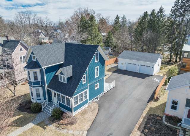 Property at 103 Massasoit St, Northampton, MA 01060, 5 beds, 2 baths