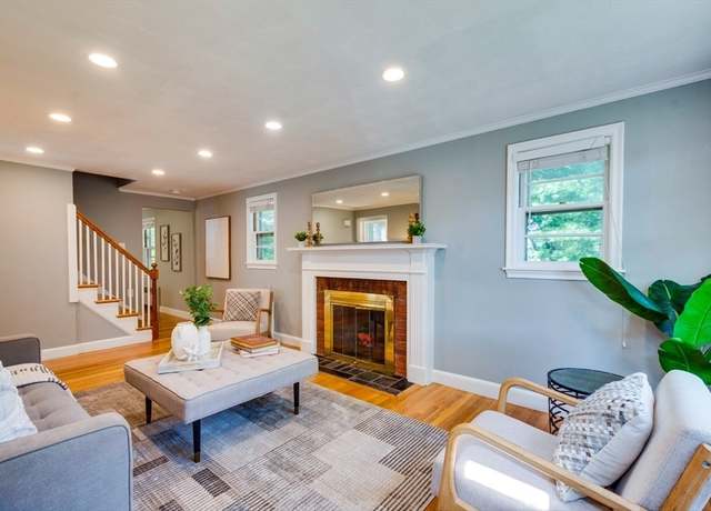 Property at 10 Altacrest Rd, Boston, MA 02132, 3 beds, 2 baths