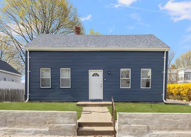 Property at 103 Pleasent, Woonsocket, RI 02895, 4 beds, 1.5 baths