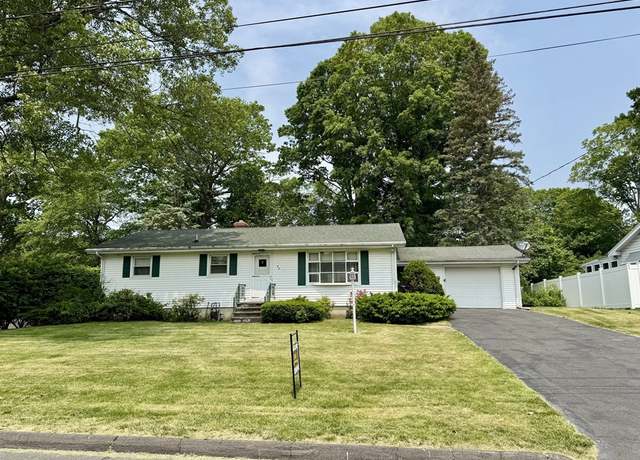 Property at 43 Mount Tom Ave, Holyoke, MA 01040, 2 beds, 1 bath