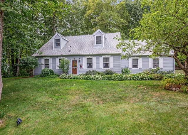 Property at 45 Beechwood Dr, Haverhill, MA 01832, 3 beds, 2.5 baths