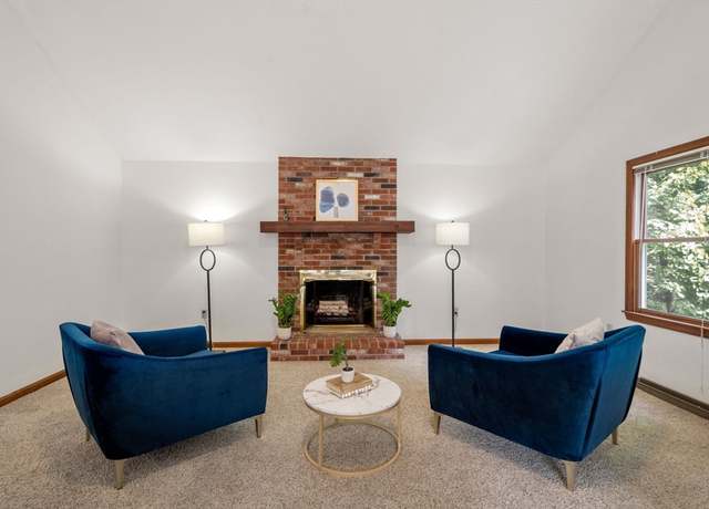 Property at 1 Maillet Dr, Acton, MA 01720, 4 beds, 2.5 baths