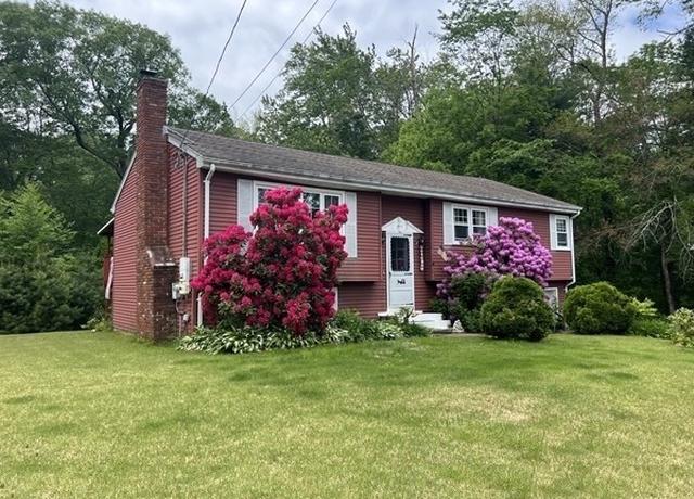 Property at 126 Oak St, Southbridge, MA 01550, 3 beds, 2 baths
