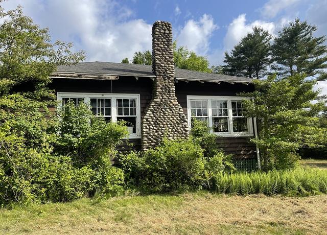 Property at 349 Old Fall River Rd, Dartmouth, MA 02747