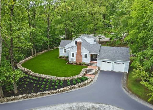 Property at 315 Maple Ave, Shrewsbury, MA 01545, 5 beds, 3 baths