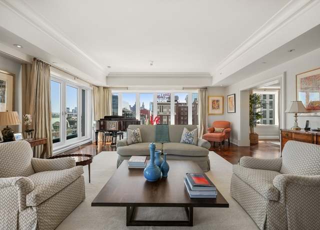 Property at 776 Boylston St Unit E10A, Boston, MA 02116, 3 beds, 2.5 baths