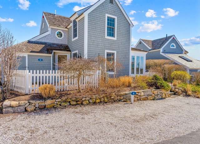 Property at 4 Vineyard View Ln #4, Mashpee, MA 02649, 2 beds, 2 baths