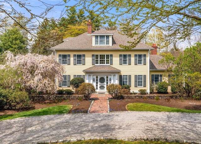 Property at 114 Farm St, Dover, MA 02030, 5 beds, 3.5 baths