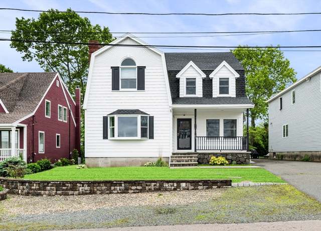 Property at 65 Prospect St, Swampscott, MA 01907, 3 beds, 3 baths