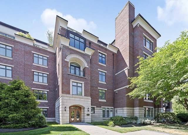 Property at 120 Seaver St Unit C304, Brookline, MA 02445, 3 beds, 2.5 baths