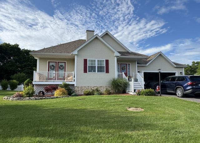 Property at 3064 Club House Dr, Dighton, MA 02715, 3 beds, 2.5 baths