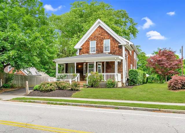 Property at 289 Asbury St, Hamilton, MA 01982, 3 beds, 2 baths