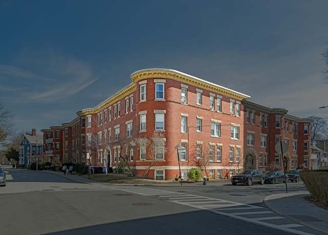 Property at 60-62 Greenough St, Brookline, MA 02445, 17 beds, 8.5 baths