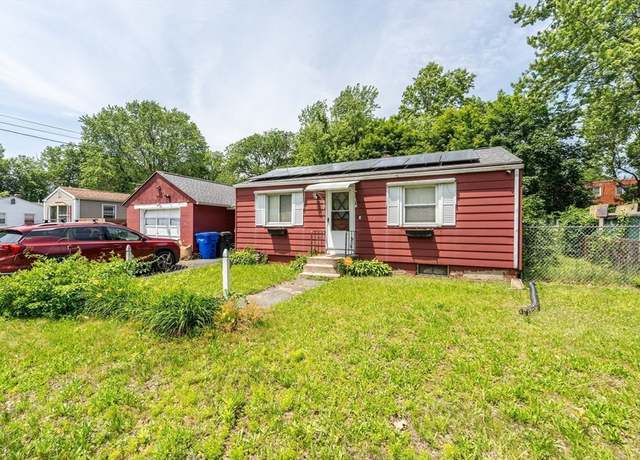 Property at 82 Redfern Dr, Springfield, MA 01109, 2 beds, 1 bath
