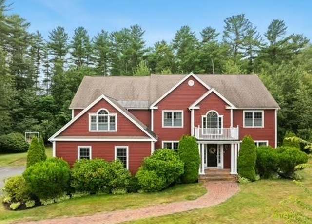 Property at 7 Tanglewood Dr, Easton, MA 02356, 4 beds, 3.5 baths