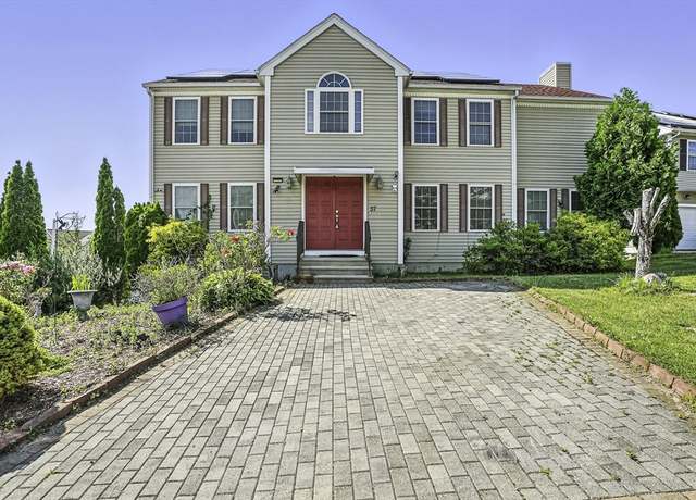 Property at 37 Mohave Rd, Worcester, MA 01606, 4 beds, 2.5 baths