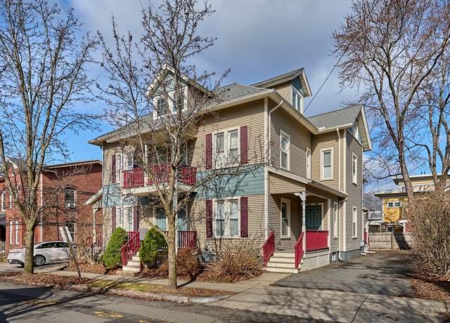 Property at 24 Graves Ave #24, Northampton, MA 01060, 2 beds, 1.5 baths