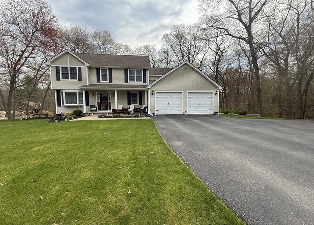 Property at 14 Airdrie Ct, Seekonk, MA 02771, 4 beds, 2.5 baths
