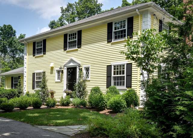 Property at 2 Wildwood Rd, Dover, MA 02030, 4 beds, 2.5 baths