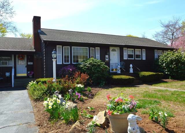 Property at 455 Farm Rd, Marlborough, MA 01752, 3 beds, 1 bath