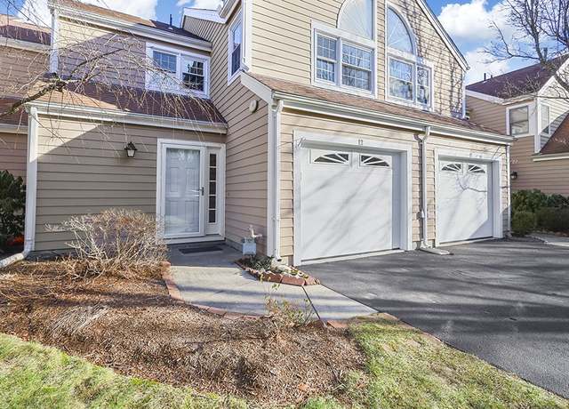 Property at 12 Merganser Way #12, Walpole, MA 02081, 2 beds, 1.5 baths