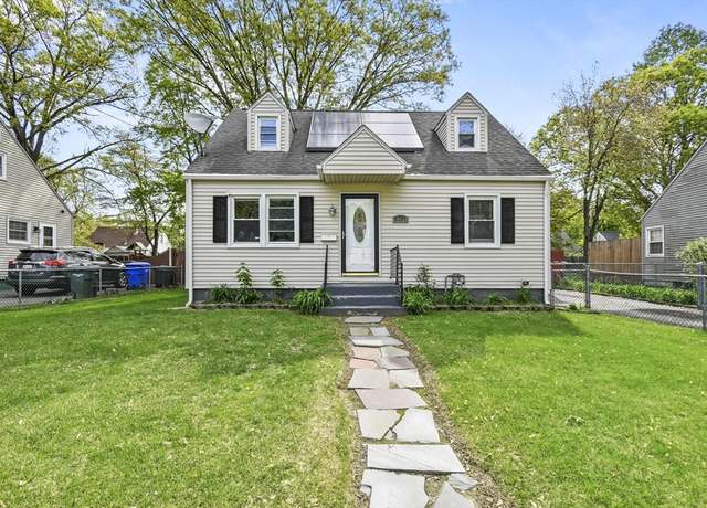 Property at 265 Pheland St, Springfield, MA 01109, 3 beds, 1 bath