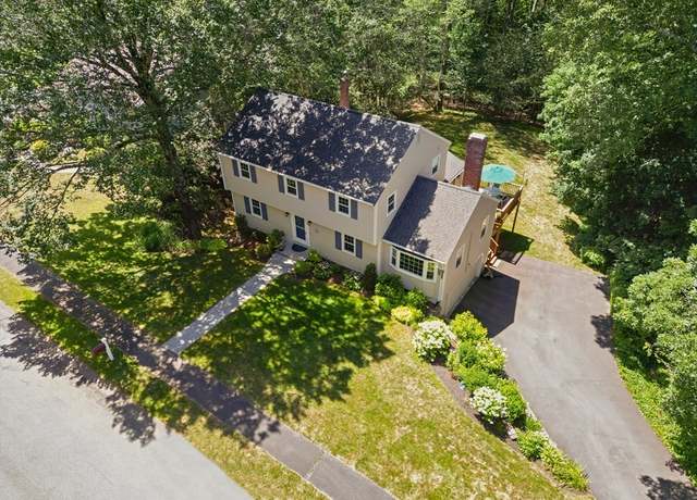 Property at 32 Towne Ln, Topsfield, MA 01983, 4 beds, 2.5 baths