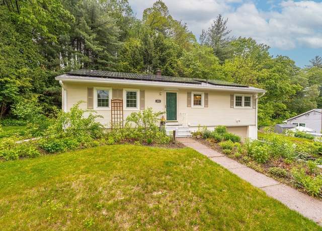 Property at 17 Laurel Ave, Westfield, MA 01085, 2 beds, 1 bath
