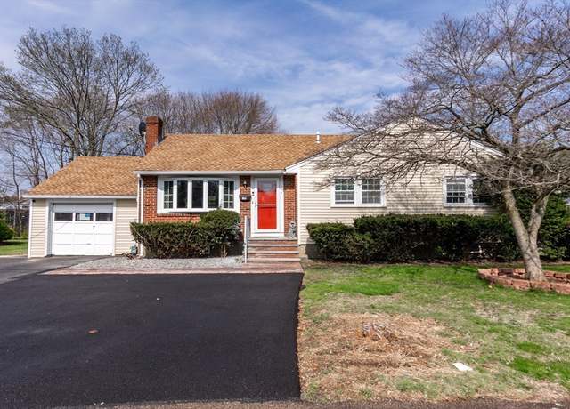 Property at 194 Lynn Fells Pkwy, Saugus, MA 01906, 3 beds, 2 baths