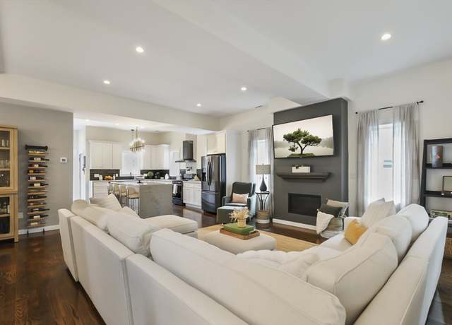 Property at 10 Wakefield Ave Unit A, Wakefield, MA 01880, 4 beds, 3 baths
